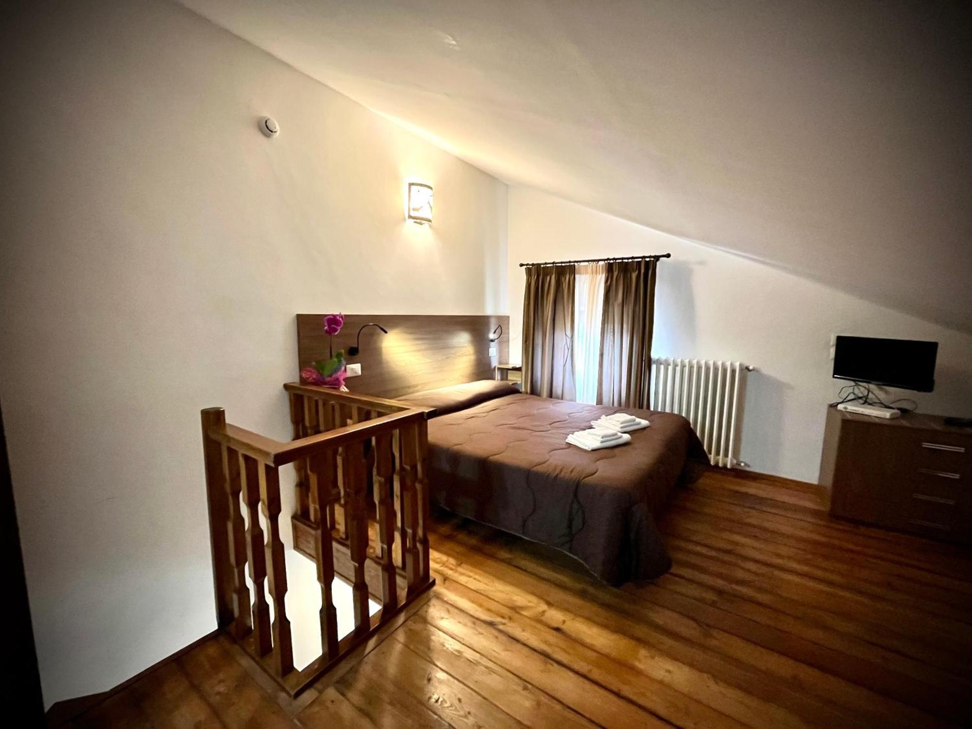 Hotel Pinguino Пескасероли Екстериор снимка
