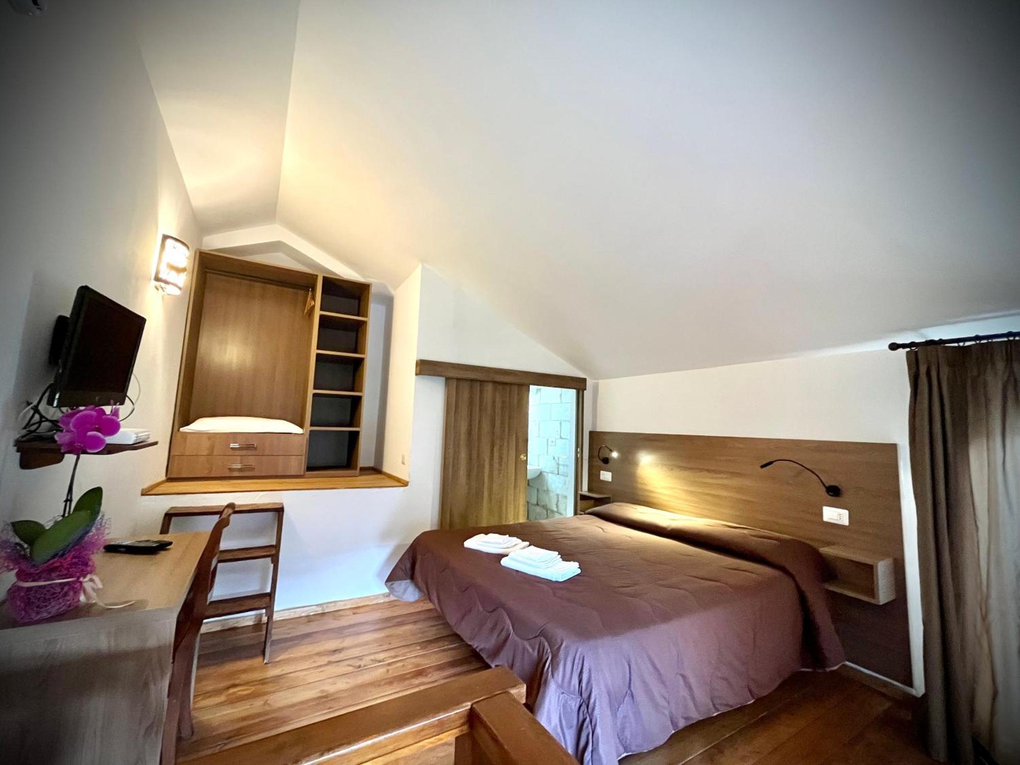 Hotel Pinguino Пескасероли Екстериор снимка