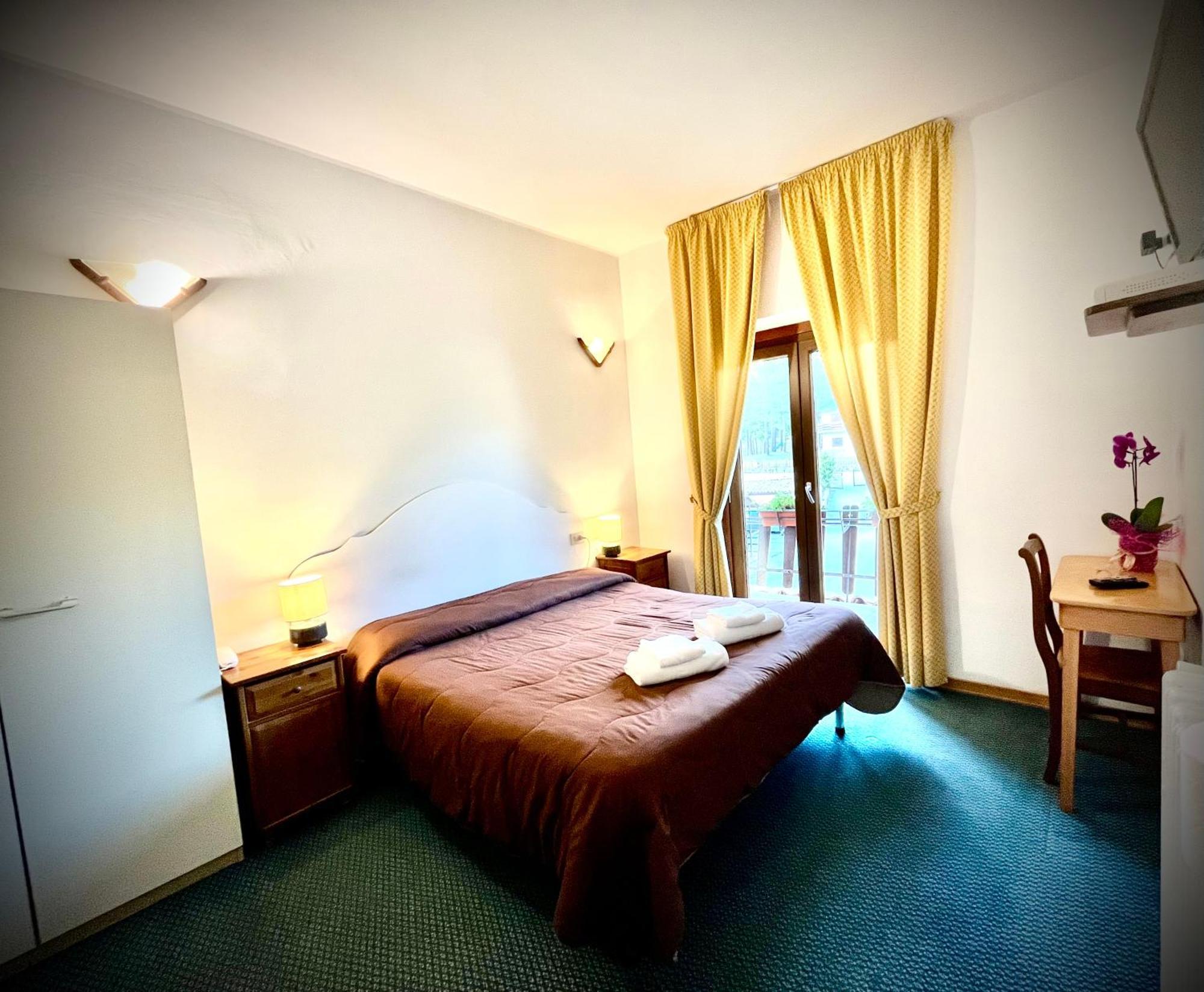 Hotel Pinguino Пескасероли Екстериор снимка