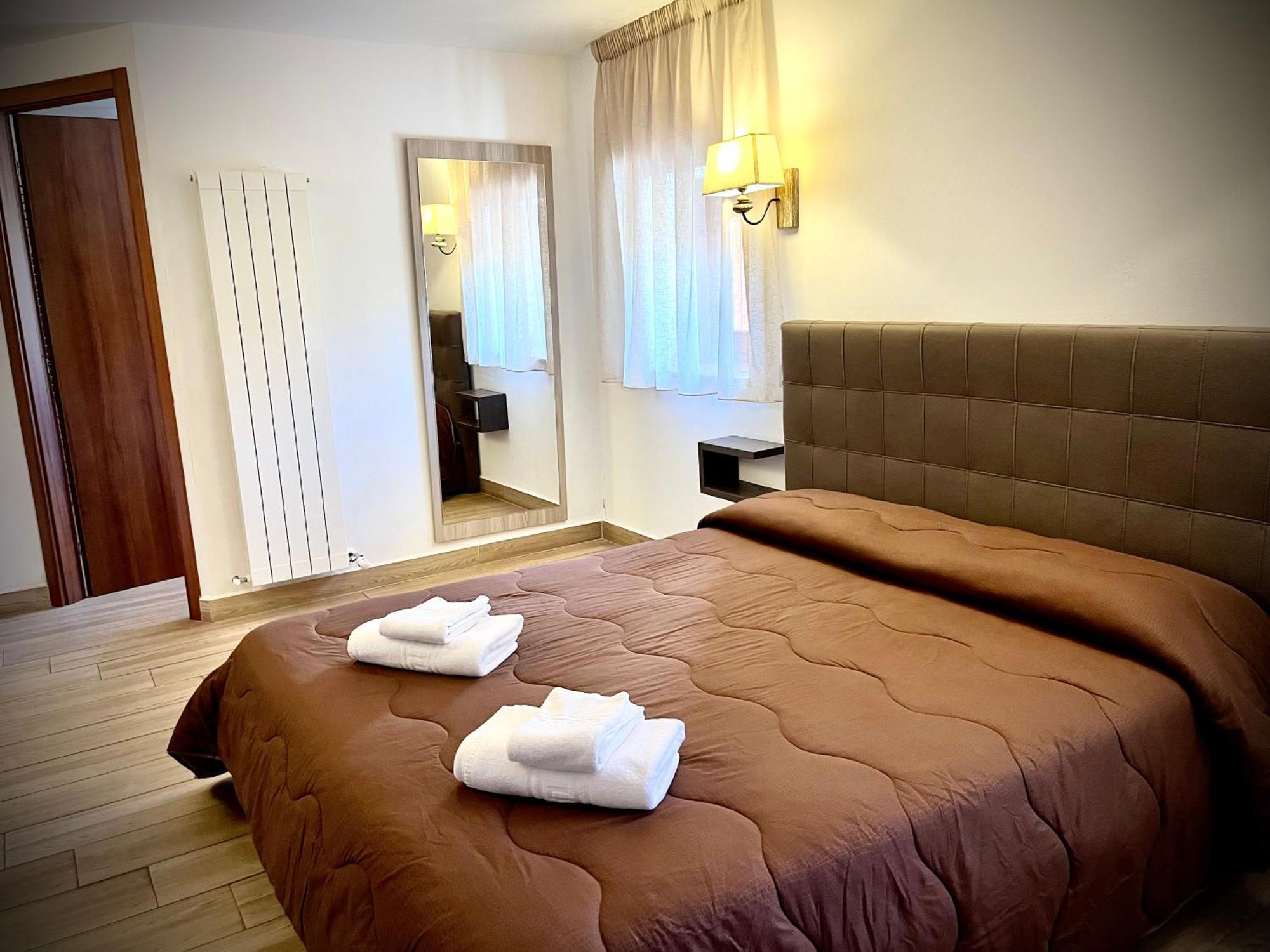 Hotel Pinguino Пескасероли Екстериор снимка