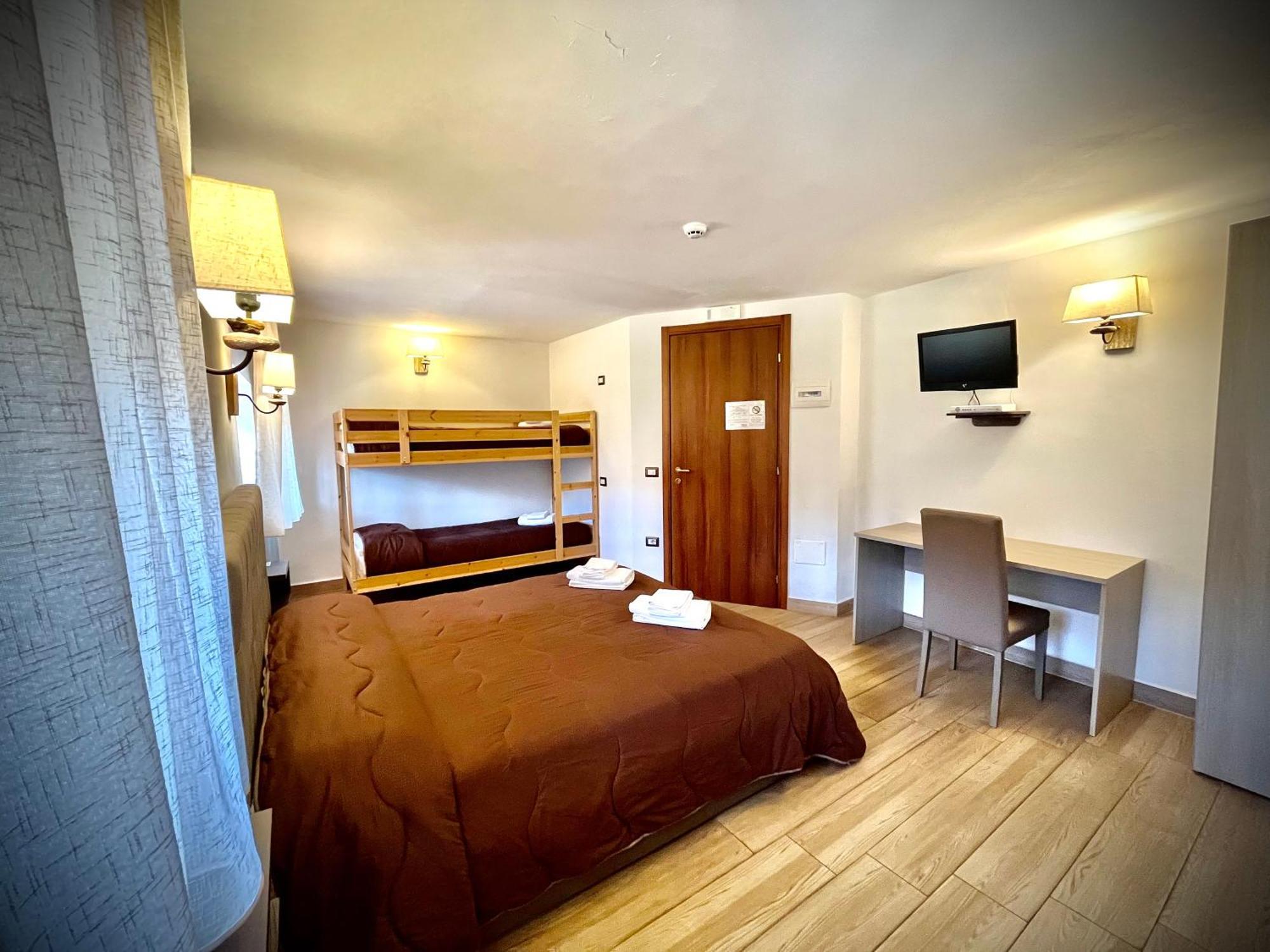 Hotel Pinguino Пескасероли Екстериор снимка