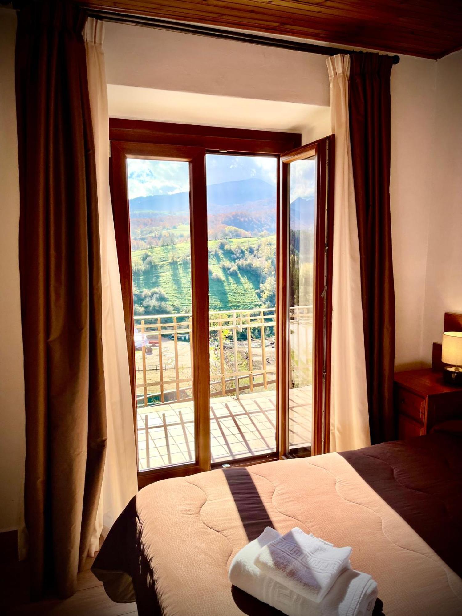 Hotel Pinguino Пескасероли Екстериор снимка