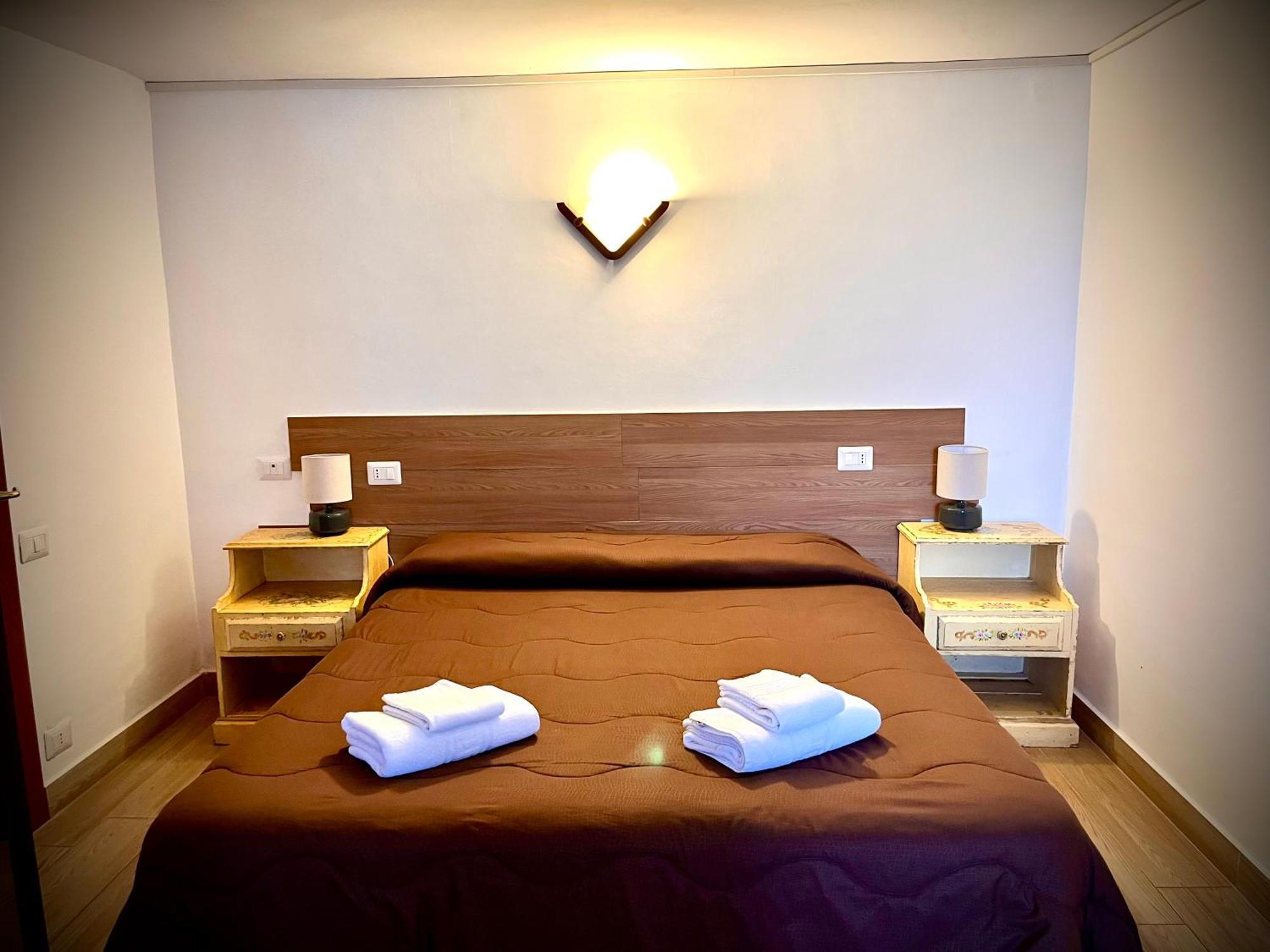 Hotel Pinguino Пескасероли Екстериор снимка