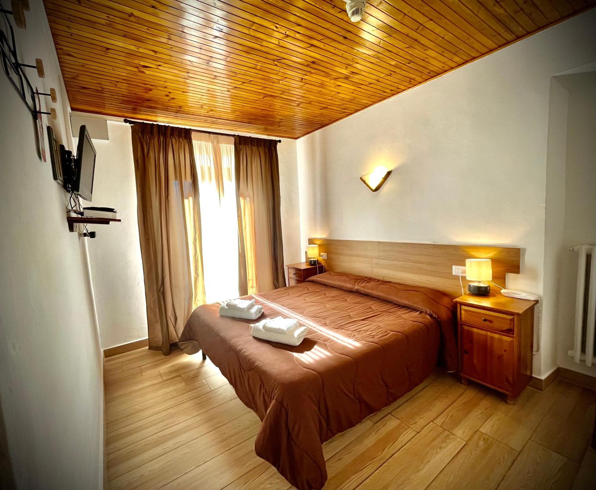 Hotel Pinguino Пескасероли Екстериор снимка