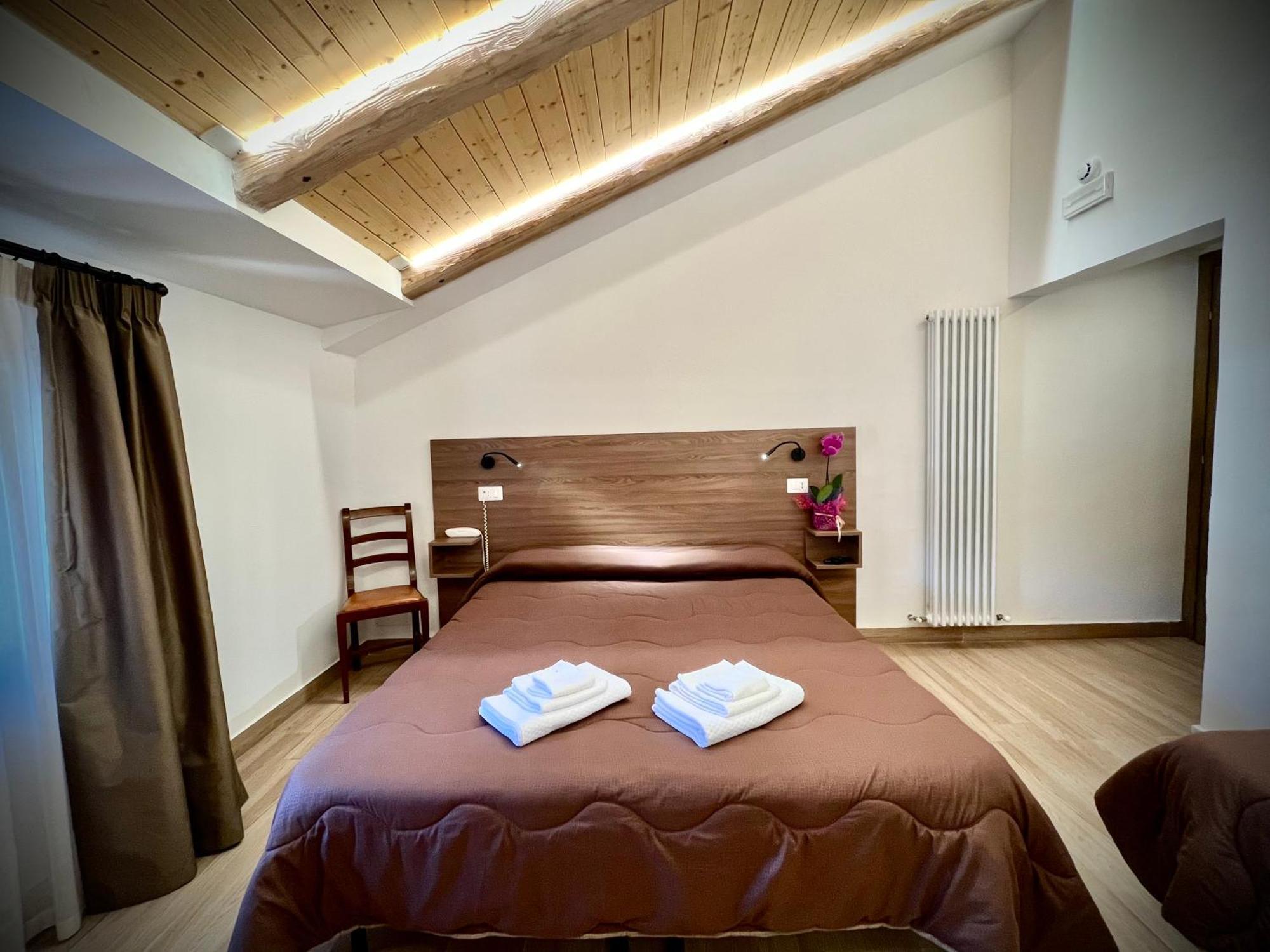 Hotel Pinguino Пескасероли Екстериор снимка